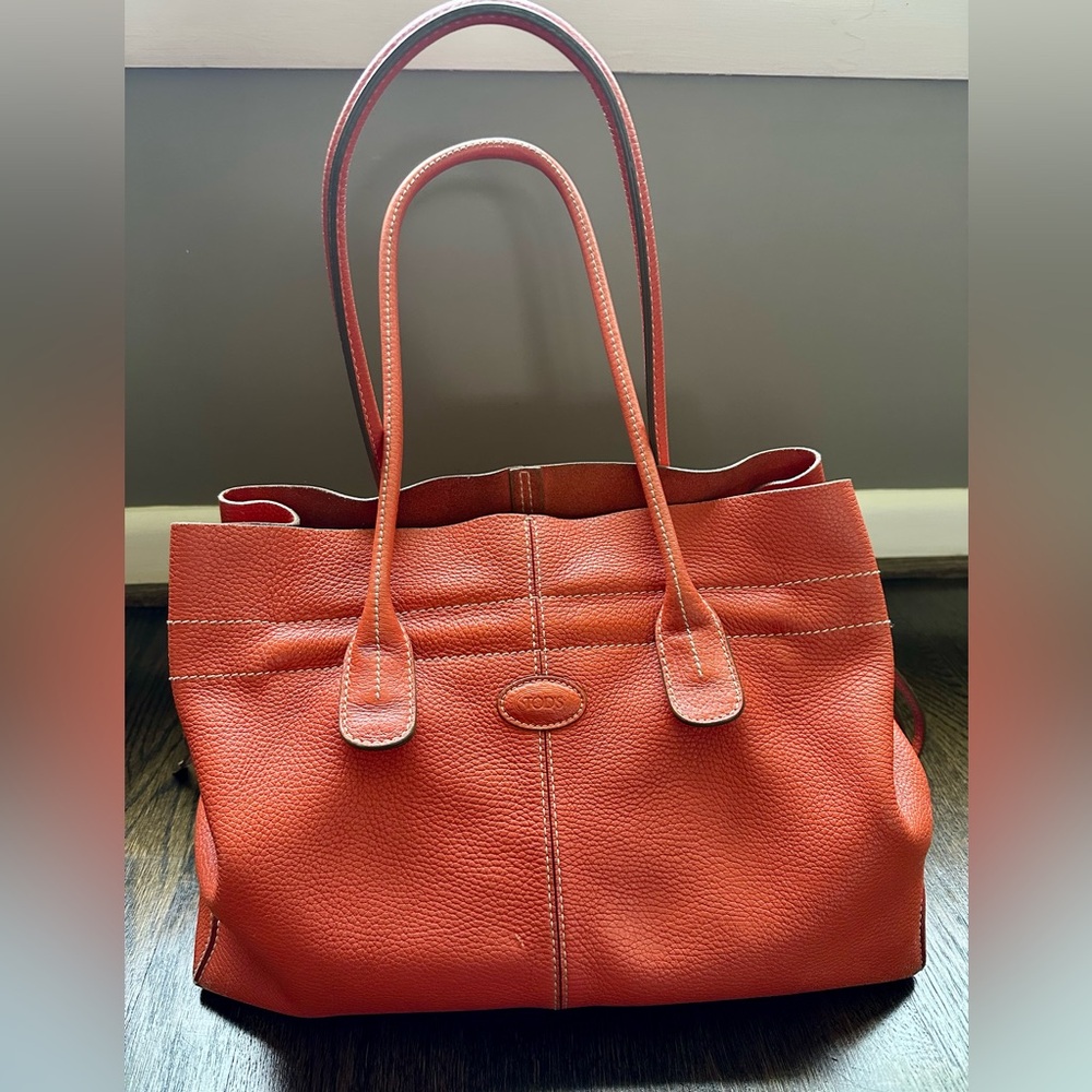 Tod’s leather tote bag
